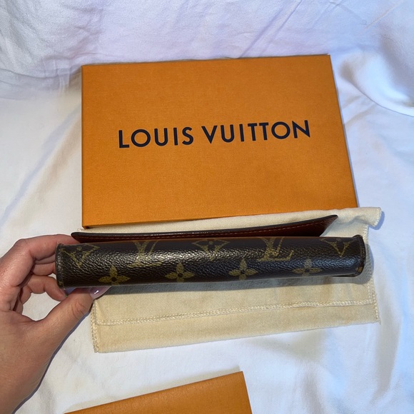 Louis Vuitton Authentic Porte Tresor Tri-fold Wallet - Picture 7 of 9